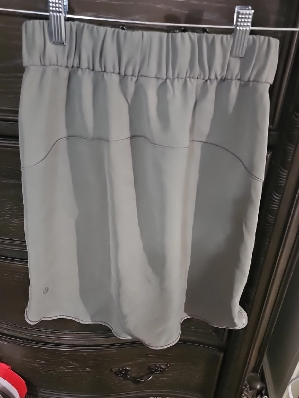 lululemon‎ athletica Lightweight Drawstring Mini Skirt in Light Gray